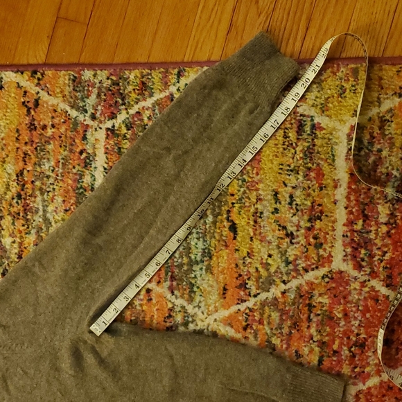 J Crew Factory Lambswool Sweater - Picture 9 of 9